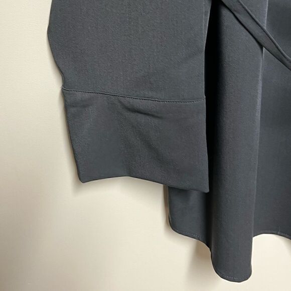 NWT CRESCENT shoulder slit Belted Button Charcoal Top Sz L - Picture 8 of 9